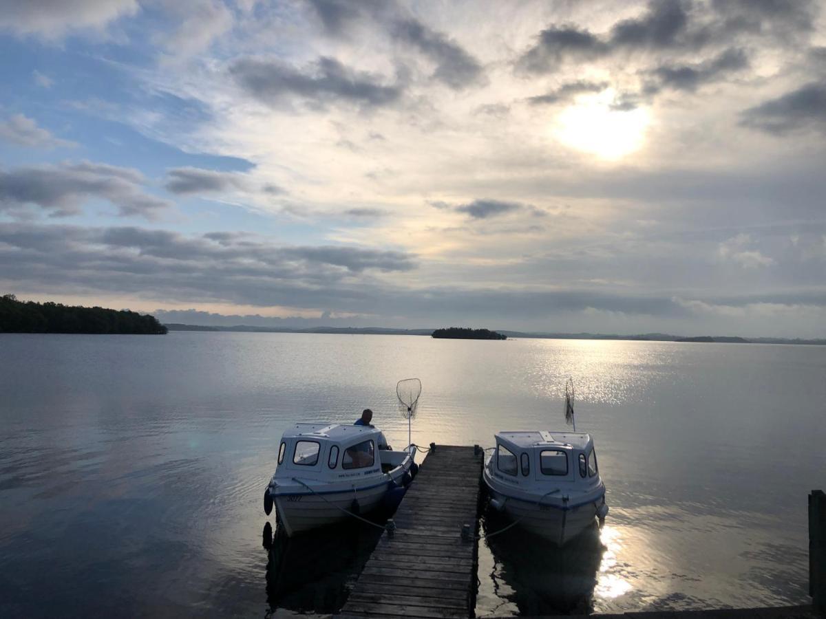 Tullybay Holiday Lodges Enniskillen Exterior foto